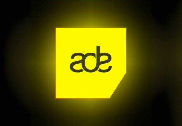 ADE Spritz & Beatz Hop On-Hop Off Boat 4
